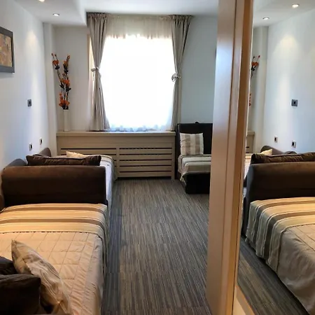 Viktor * コパオニク